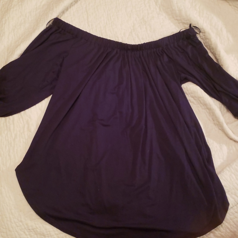Off the sholder top